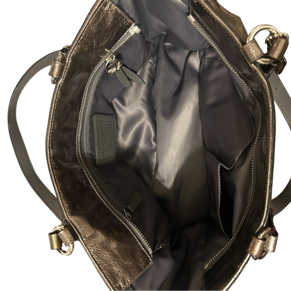 Coach Metallic Bronze Shoulder Bag With Coach Hang Tag - Picture 5 of 7